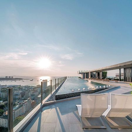 The Base Central Pattaya By Pattaya Holiday Exterior photo
