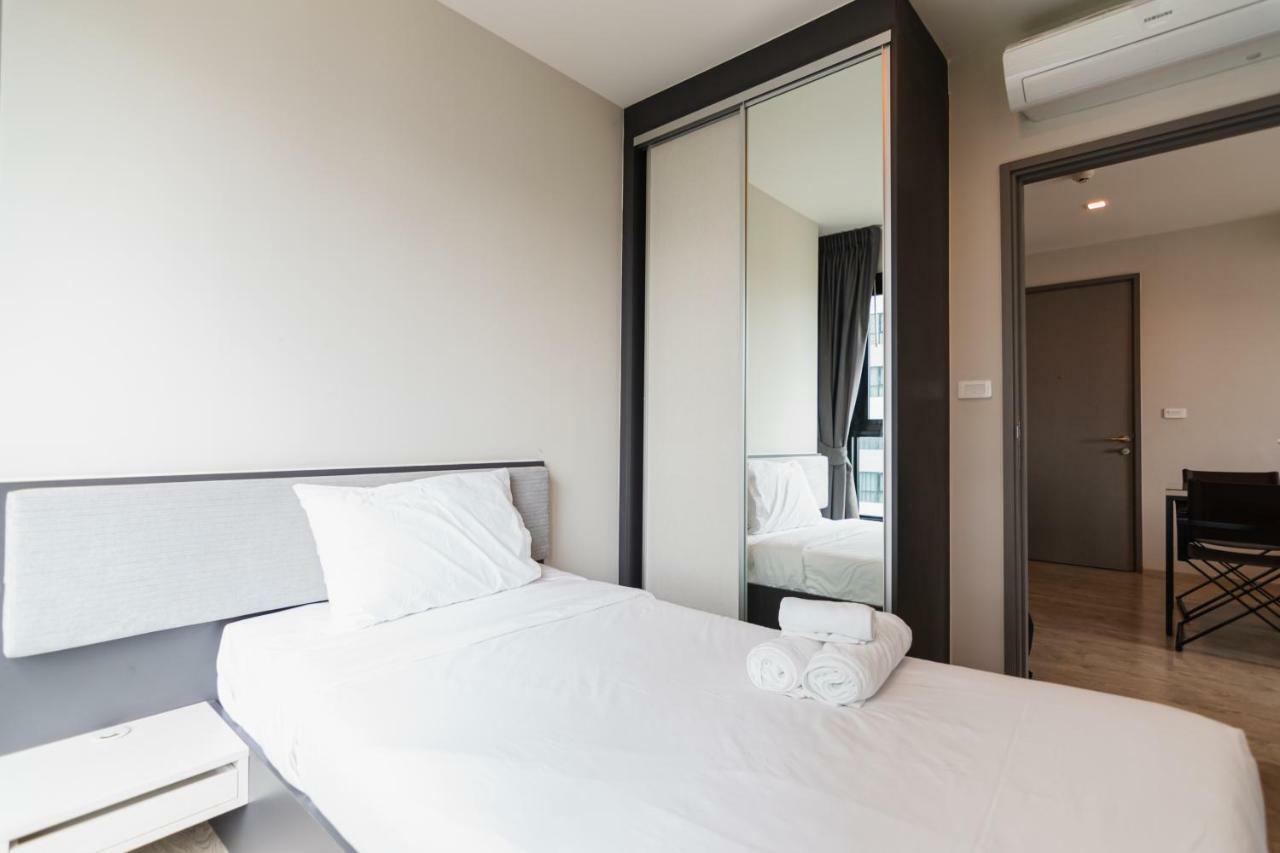 The Base Central Pattaya By Pattaya Holiday Exterior photo